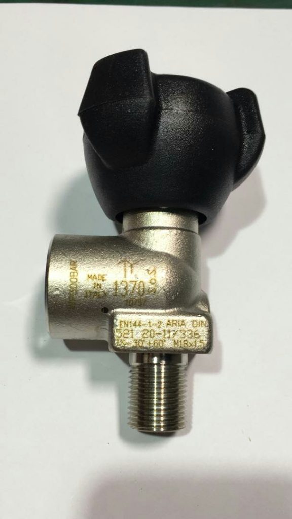 SCBA valve Sanosub 300bar m18 - 1087 photo 2