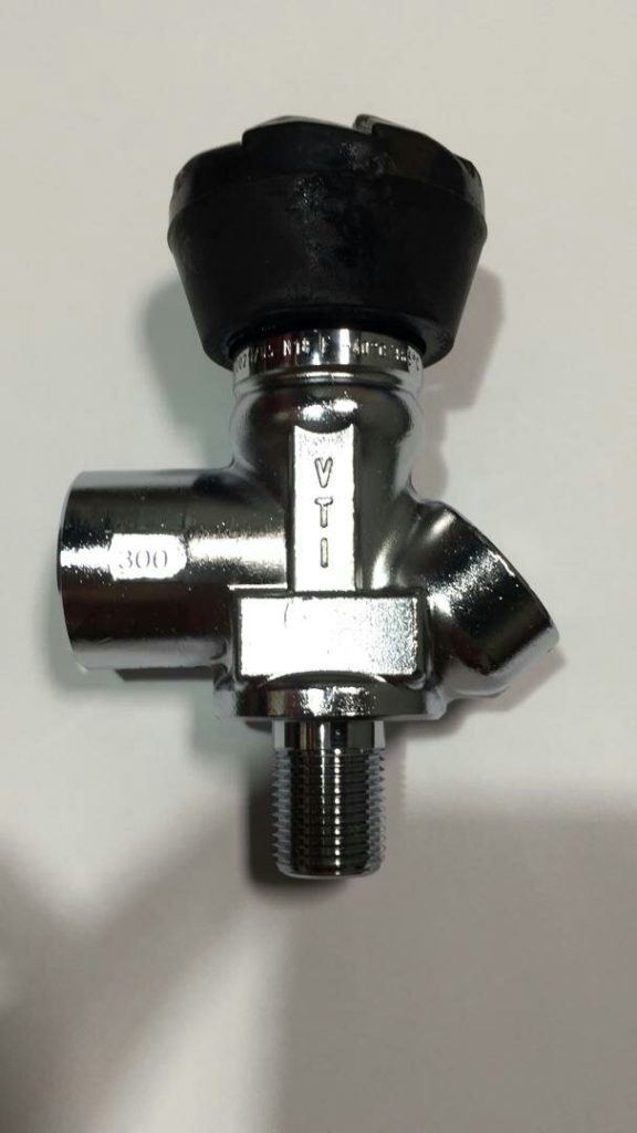 SCBA K632 300bar m18 with 45°degree gauge - 1070 photo 3