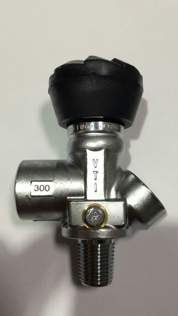 SCBA K632 300Bar E17 with 45° degree gauge - 1048 photo 3