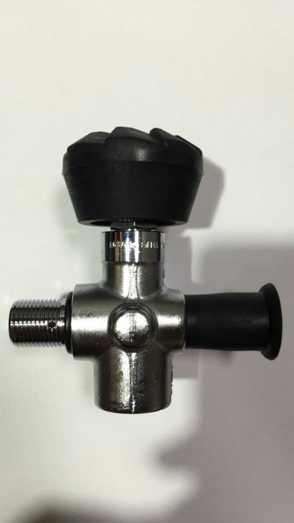 SCBA K632 300Bar M18 with 90° degree gauge - 1015 photo 3