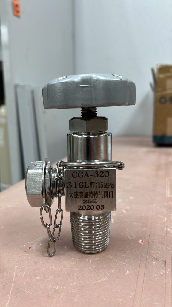 CGA 320 25E #4009 photo 4